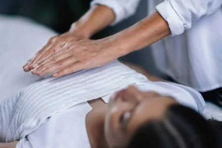 REIKI Y ENERGÍA SANADORA
